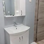 B Bruxelles Airport Bonheur *