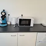 B Bruxelles Airport Bonheur