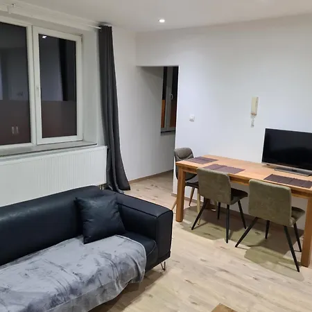 Bruxelles Airport B Nouvelle Gerance * Charleroi